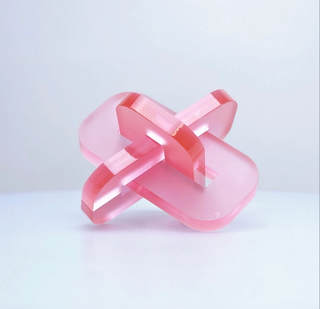 Decorative Acrylic Infinito Knot - Frosted Pastel Pink